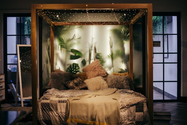Top Tricks to stay cool at night without AC